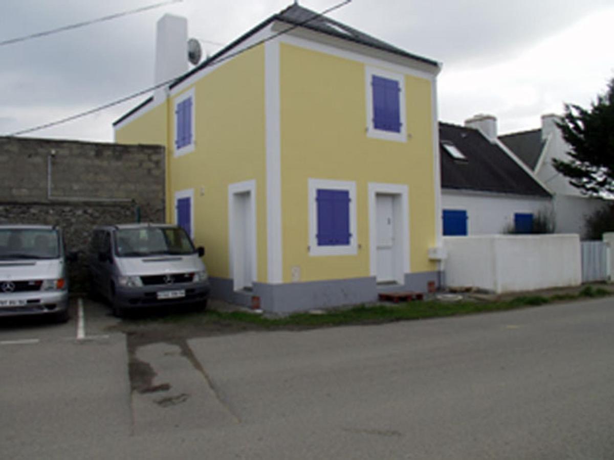 Maison Mitoyenne 3 Ch. Avec Jardin, Terrasse Et Poele A Bois, Proche Du Port De Sauzon, Animaux Ok - Fr-1-418-160 Luaran gambar
